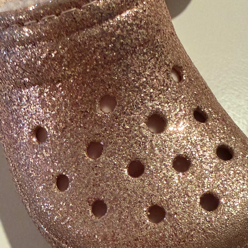 CROCS Glittery Lined Pink Kids c9 - Picture 3 of 6